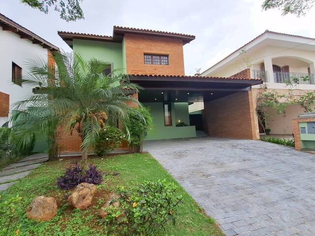 #0693 - Casa para Locação em Santana de Parnaíba - SP
